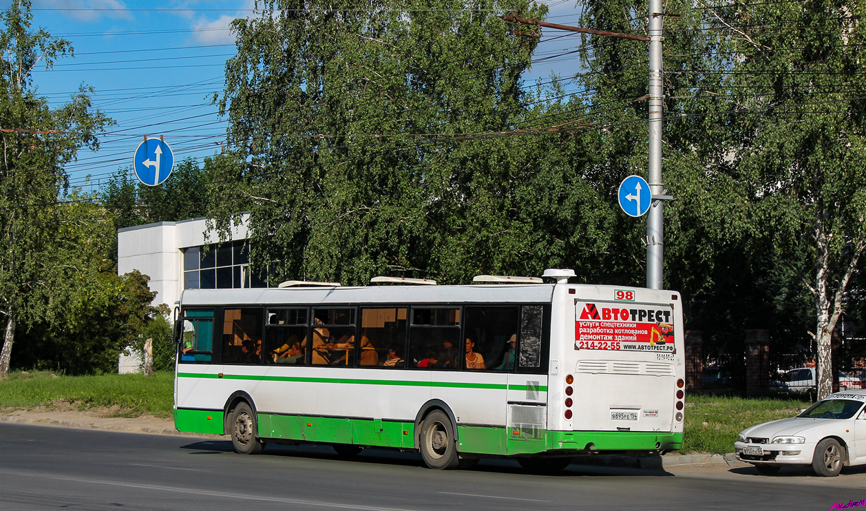 Новосибирская область, ЛиАЗ-5256.36 № В 895 РЕ 154