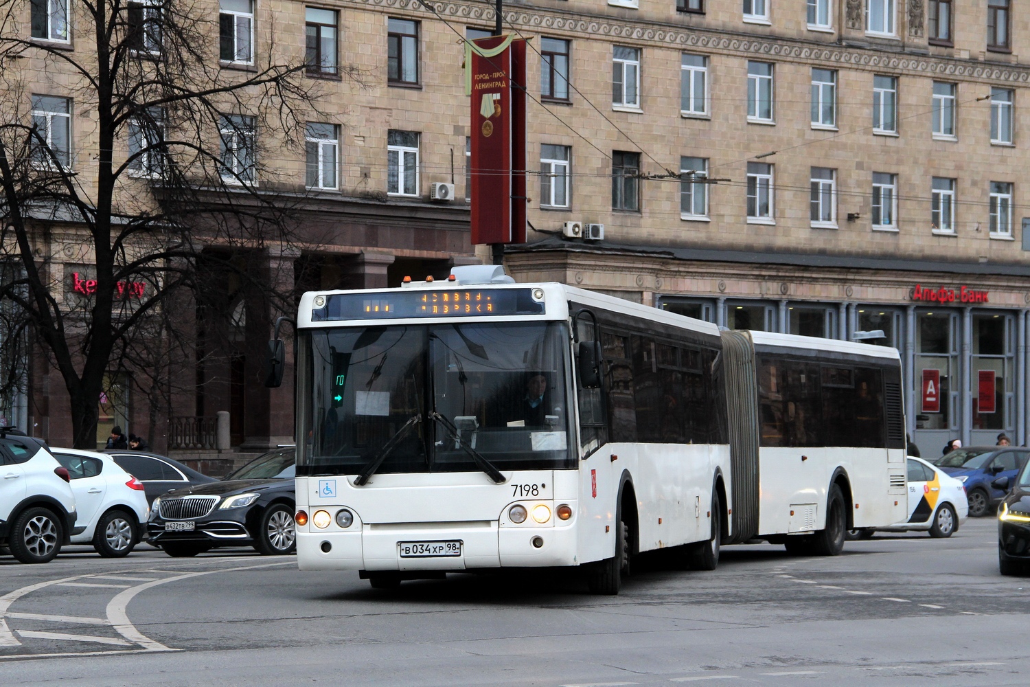 Санкт-Петербург, ЛиАЗ-6213.20 № 7198