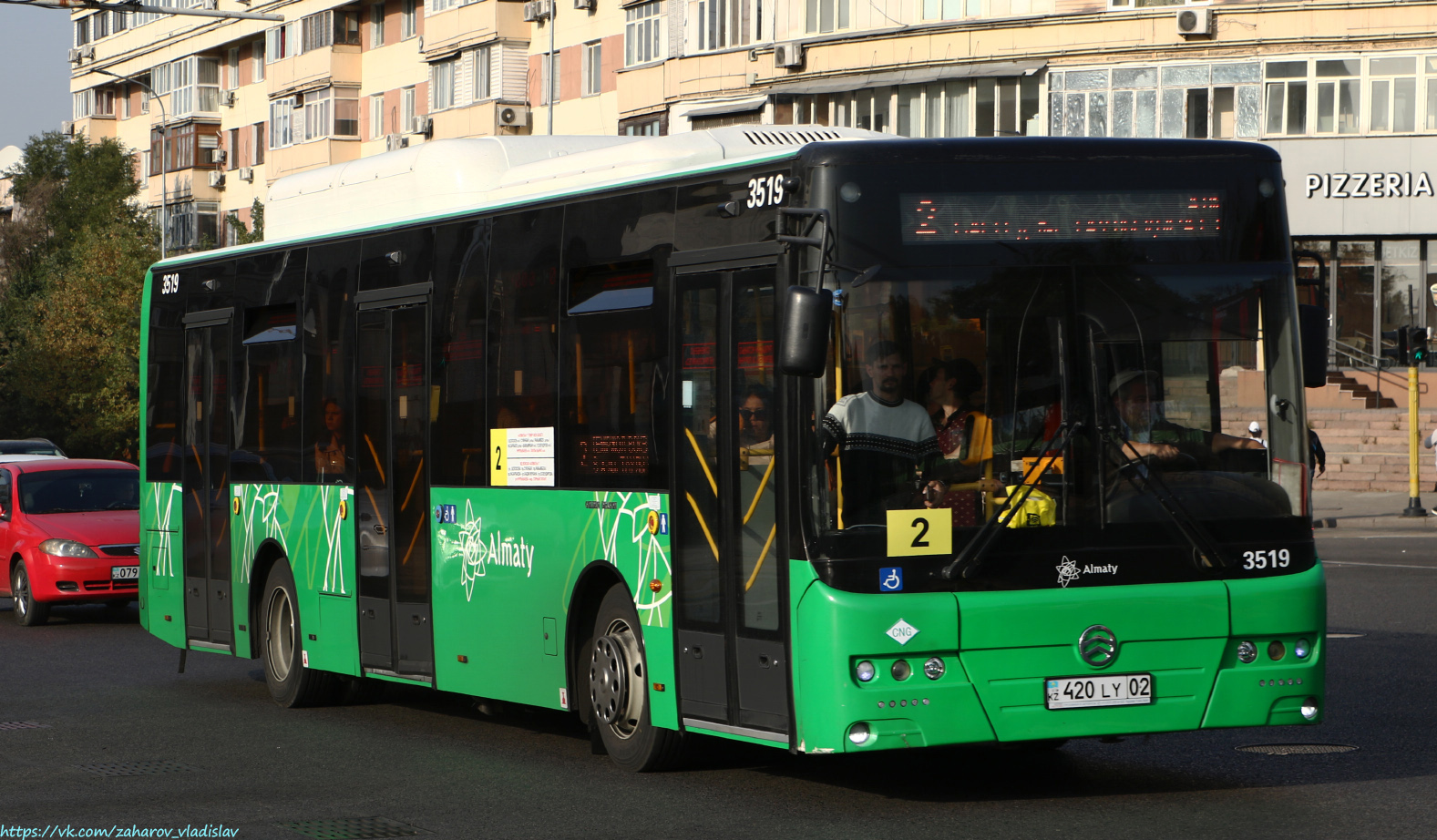 Almaty, Golden Dragon XML6125CN (Hyundai Trans Auto) sz.: 3519