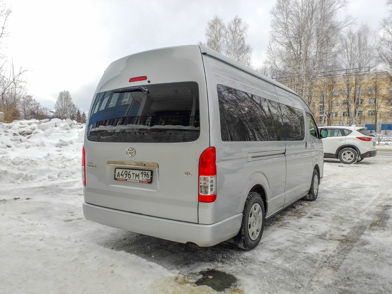 Свердловская область, Toyota HiAce KDH223L № А 496 ТМ 196