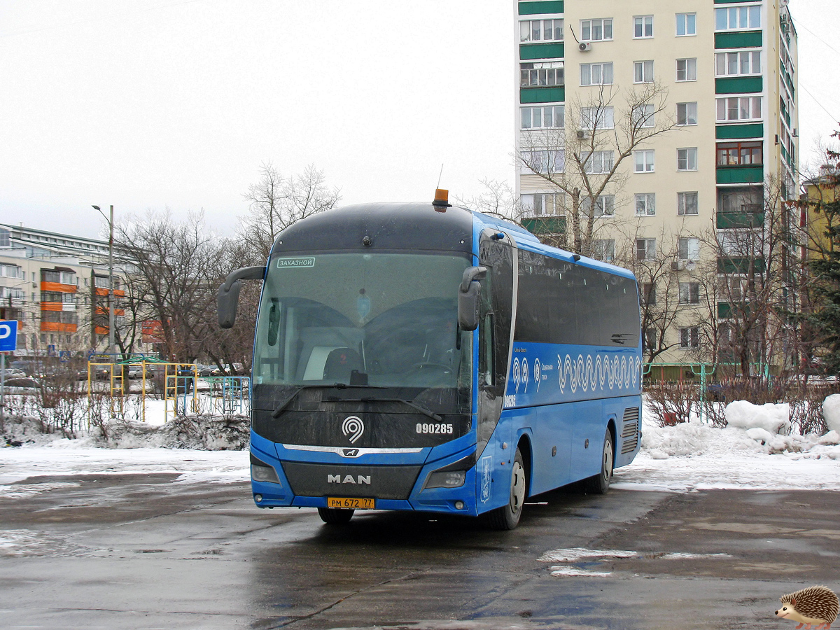 Moscow, MAN R07 Lion's Coach RHC444 # 090285