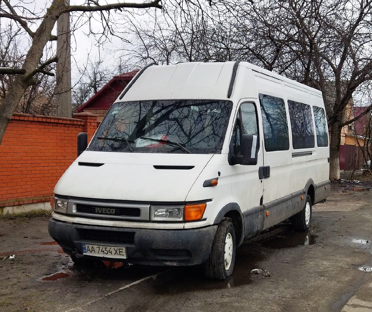 Киев, IVECO Daily 35S12 № AA 7454 XE
