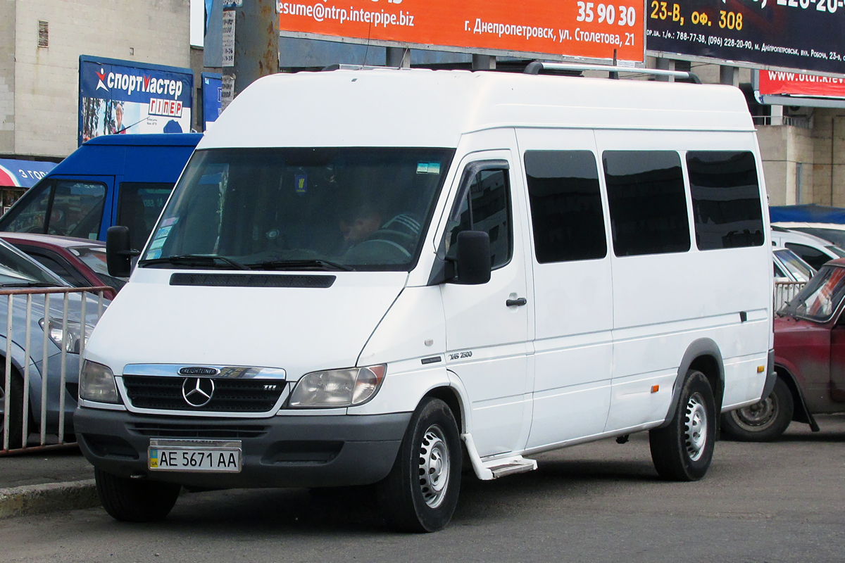 Днепропетровская область, Freightliner Sprinter № AE 5671 AA