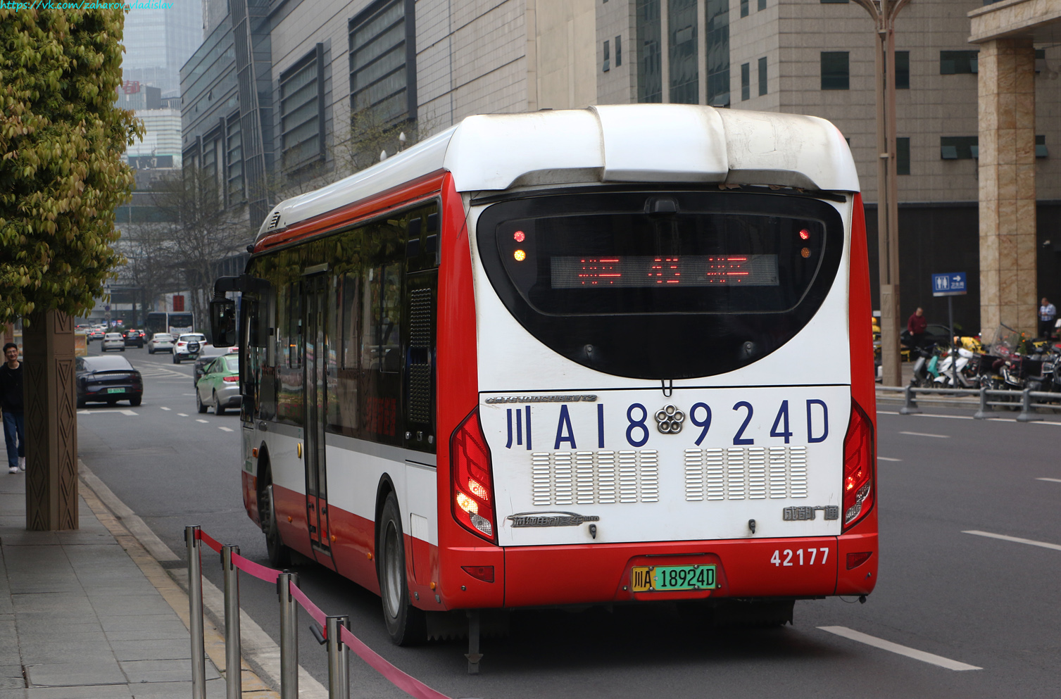 Китай, Granton CAT6100CRBEVT2 № 42177