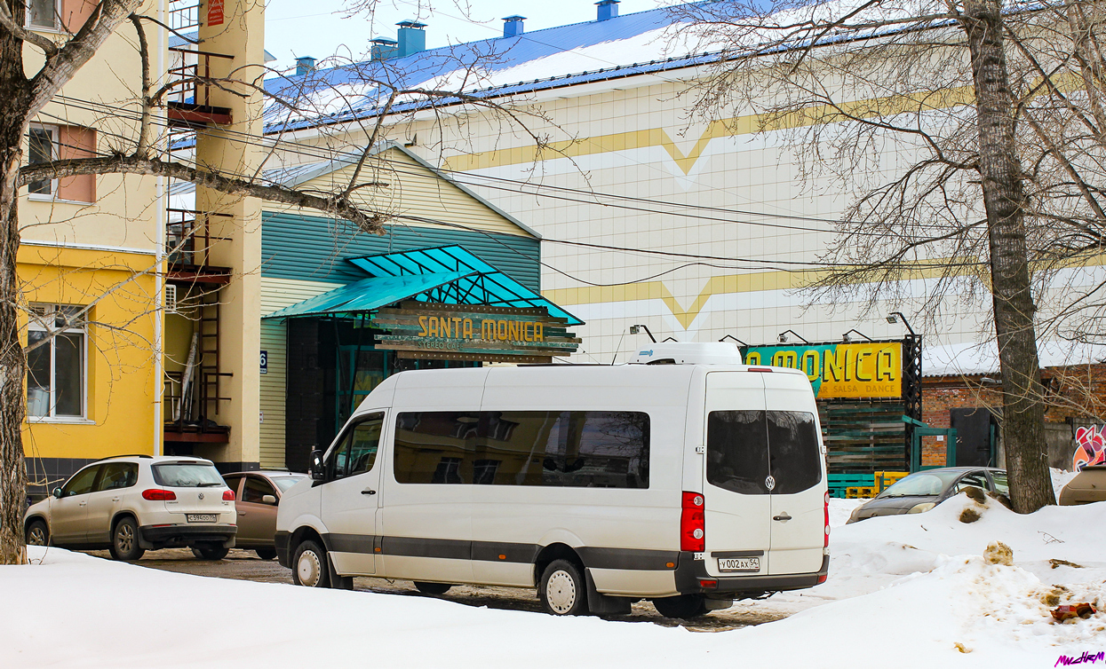 Новосибирская область, Луидор-223701 (Volkswagen Crafter) № У 002 АХ 54