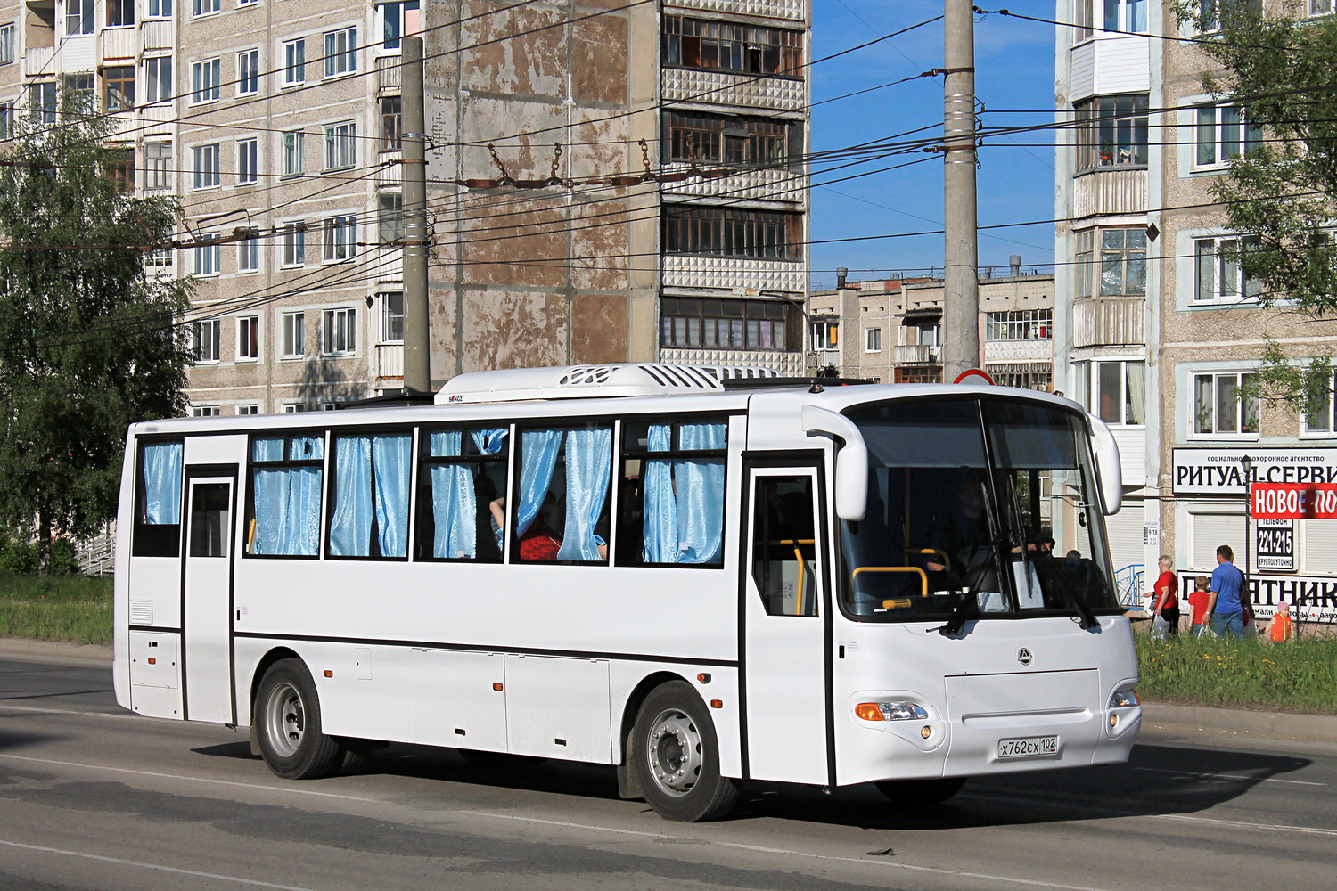 Башкортостан, КАвЗ-4238-62 № Х 762 СХ 102