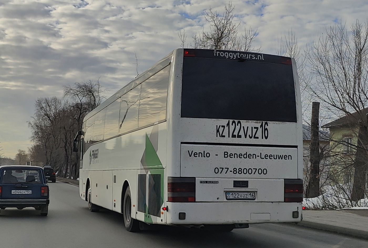 Восточно-Казахстанская область, Van Hool T915 Alicron № 122 VJZ 16