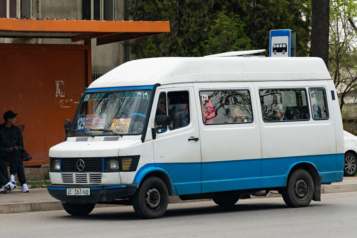 Кыргызстан, Mercedes-Benz T1 208D № 09 163 ABB