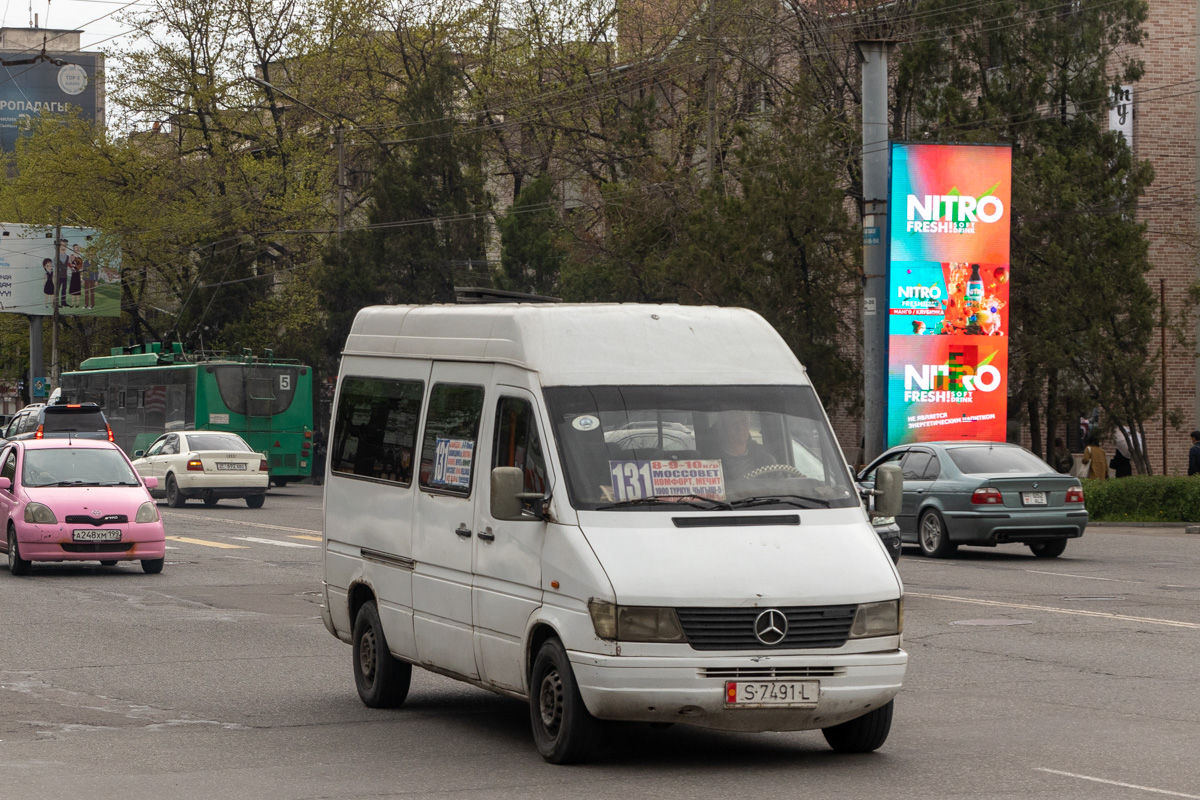 Кыргызстан, Mercedes-Benz Sprinter W901/W902 212D № S 7491 L