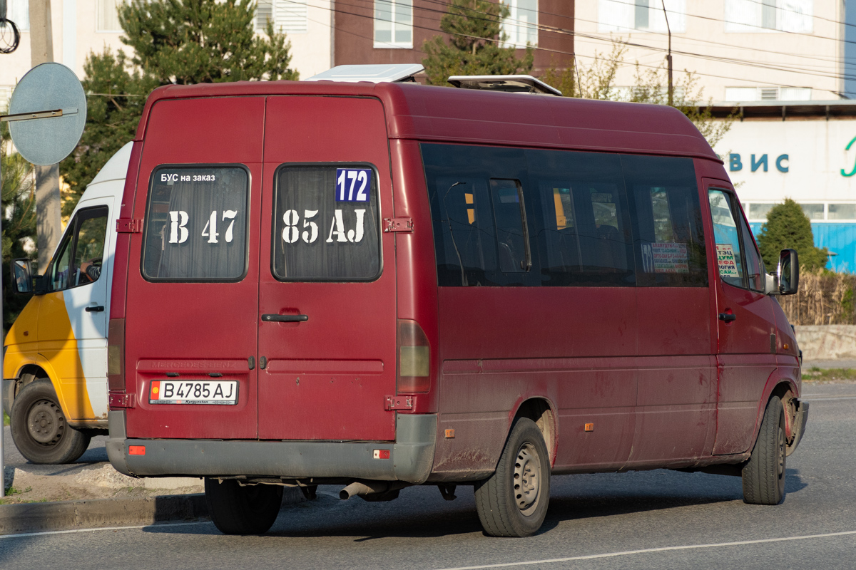 Кыргызстан, Kusters № B 3312 AU; Кыргызстан, Mercedes-Benz Sprinter W903 310D № B 4785 AJ