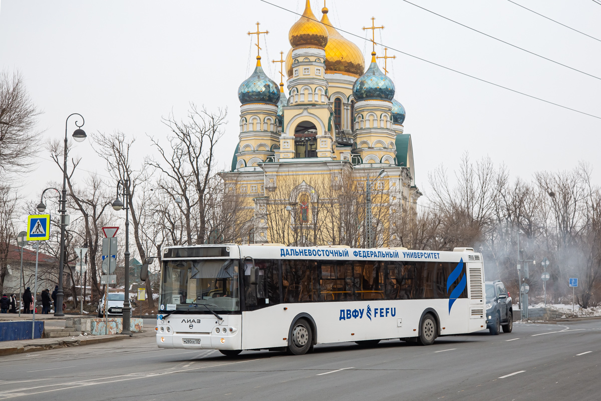 Приморский край, ЛиАЗ-5292.65 № М 280 ОЕ 125