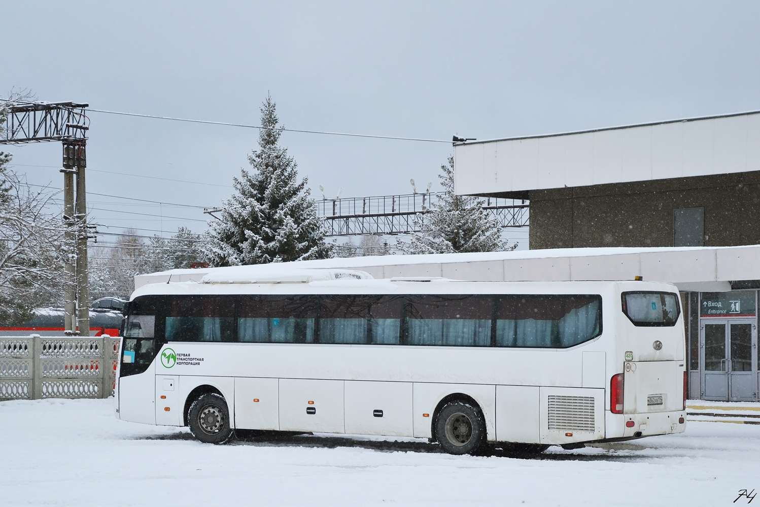 Челябинская область, Hyundai Universe Space Luxury № 420