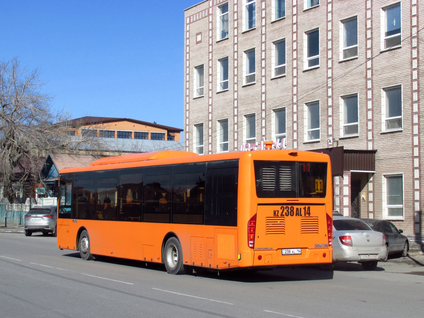 Павлодарская область, Zhong Tong LCK6125HGAN (СемАЗ) № 238 AL 14