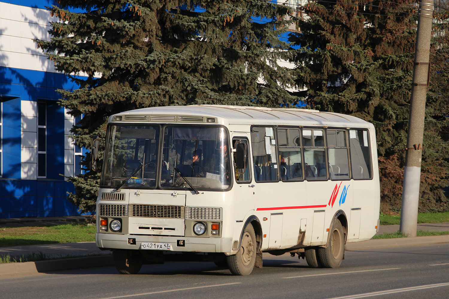 Кировская область, ПАЗ-4234 № О 421 УА 43