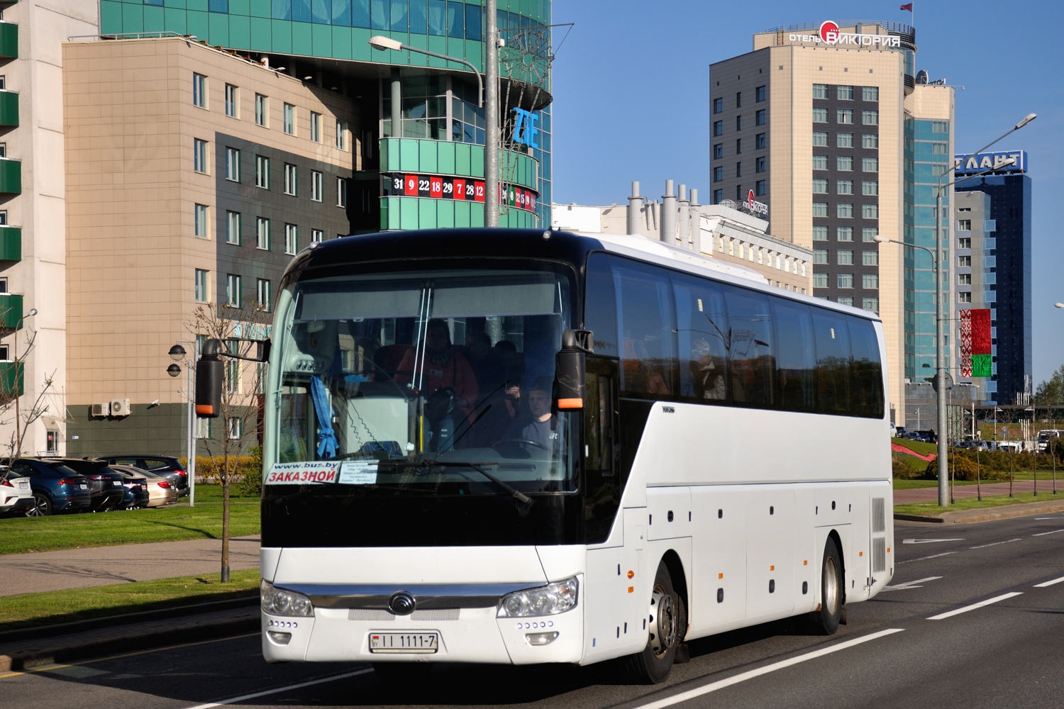 Минск, Yutong ZK6122H9 № ІІ 1111-7