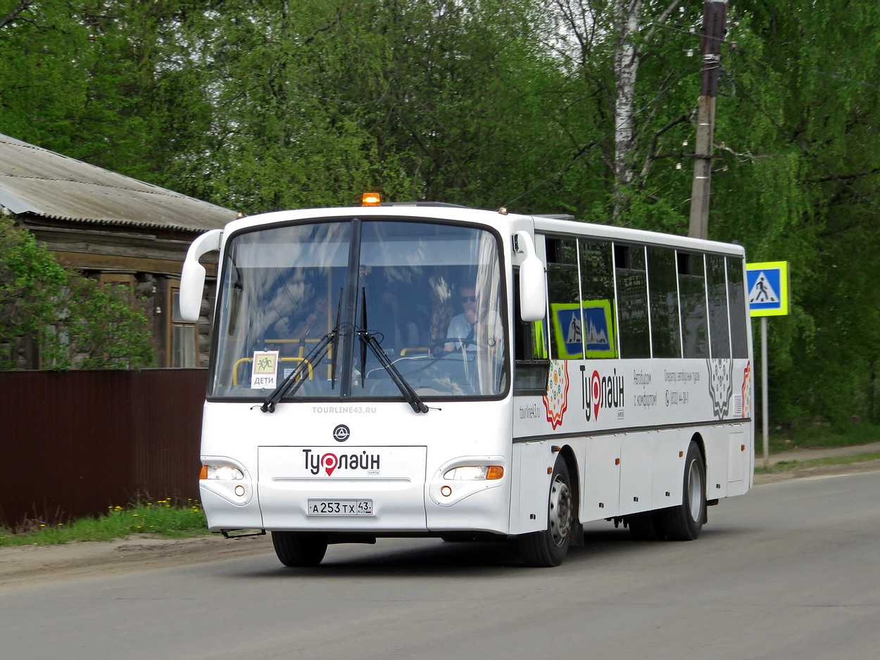 Кировская область, КАвЗ-4238-61 № А 253 ТХ 43