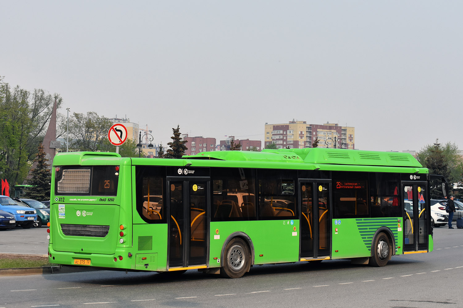Tyumenyi terület, LiAZ-5292.67 (CNG) sz.: 412