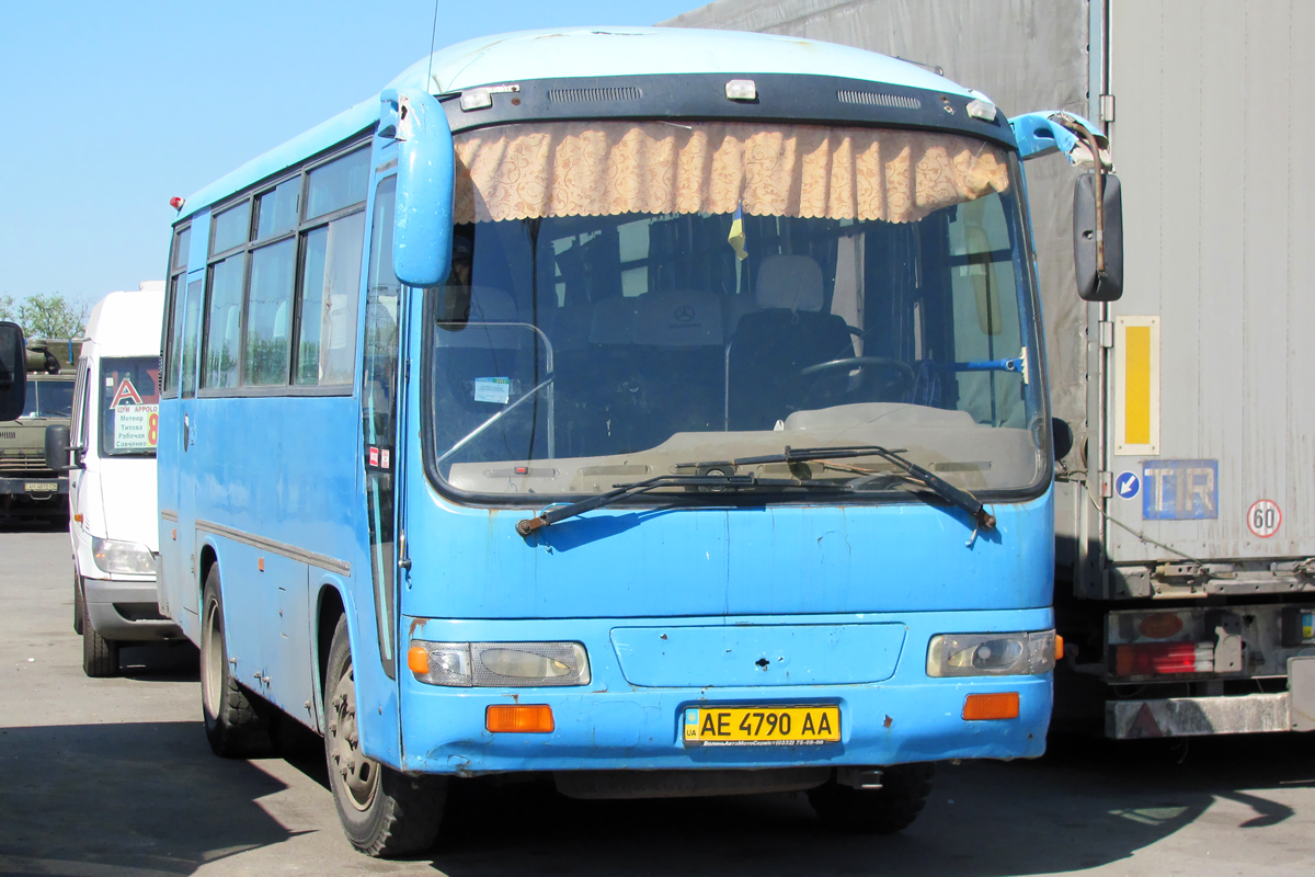 Днепропетровская область, YouYi ZGT6730DH № AE 4790 AA