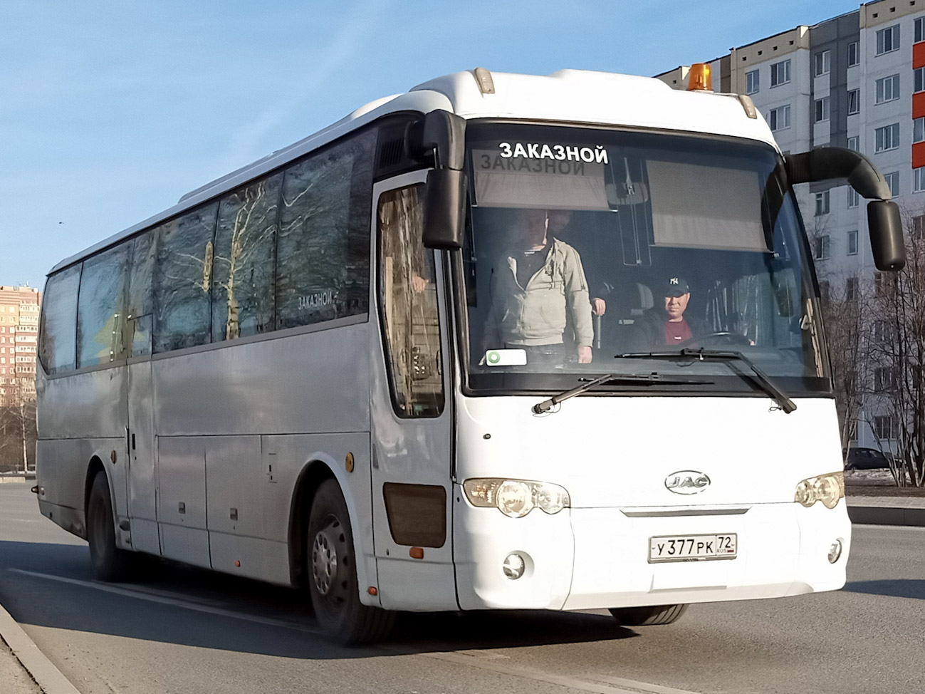 Тюменская область, Heke JAC HK6120 № У 377 РК 72