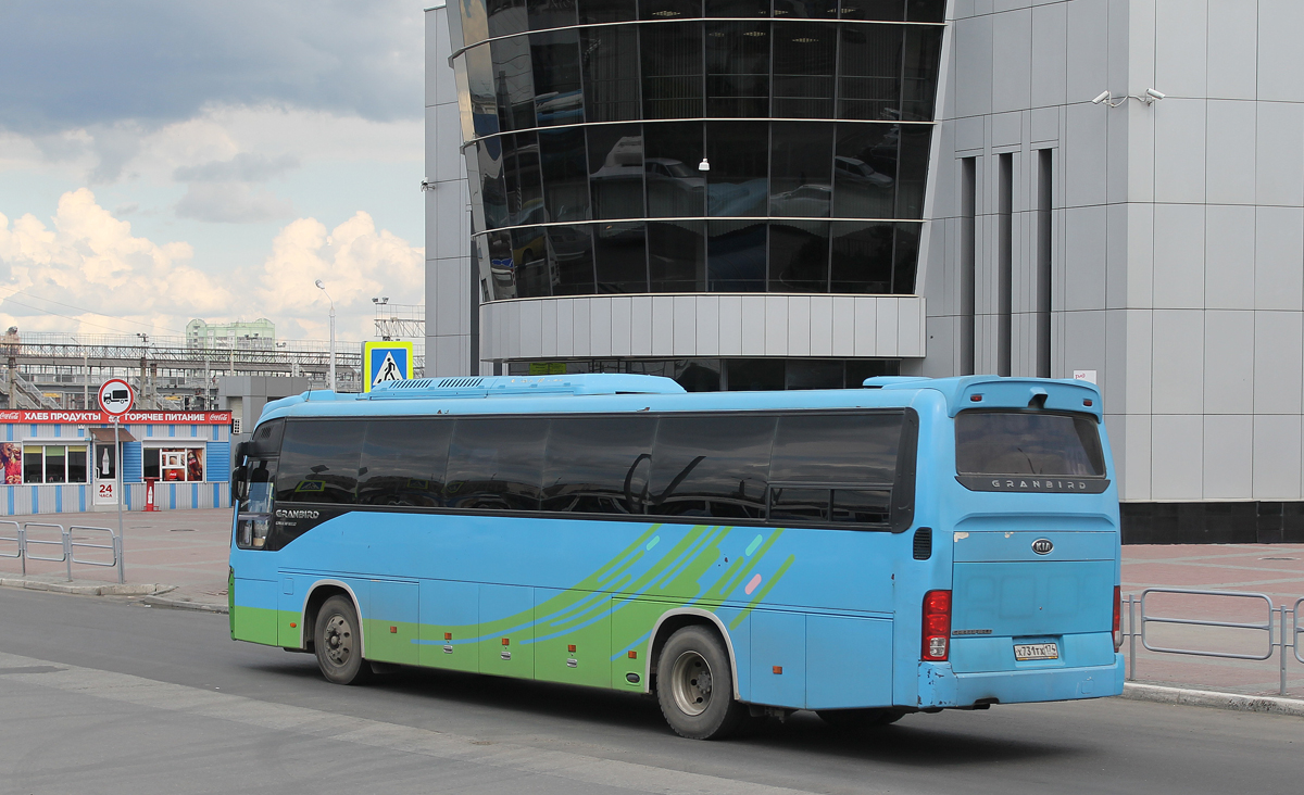 Челябинская область, Kia KM948 Granbird Greenfield № Х 731 ТХ 174