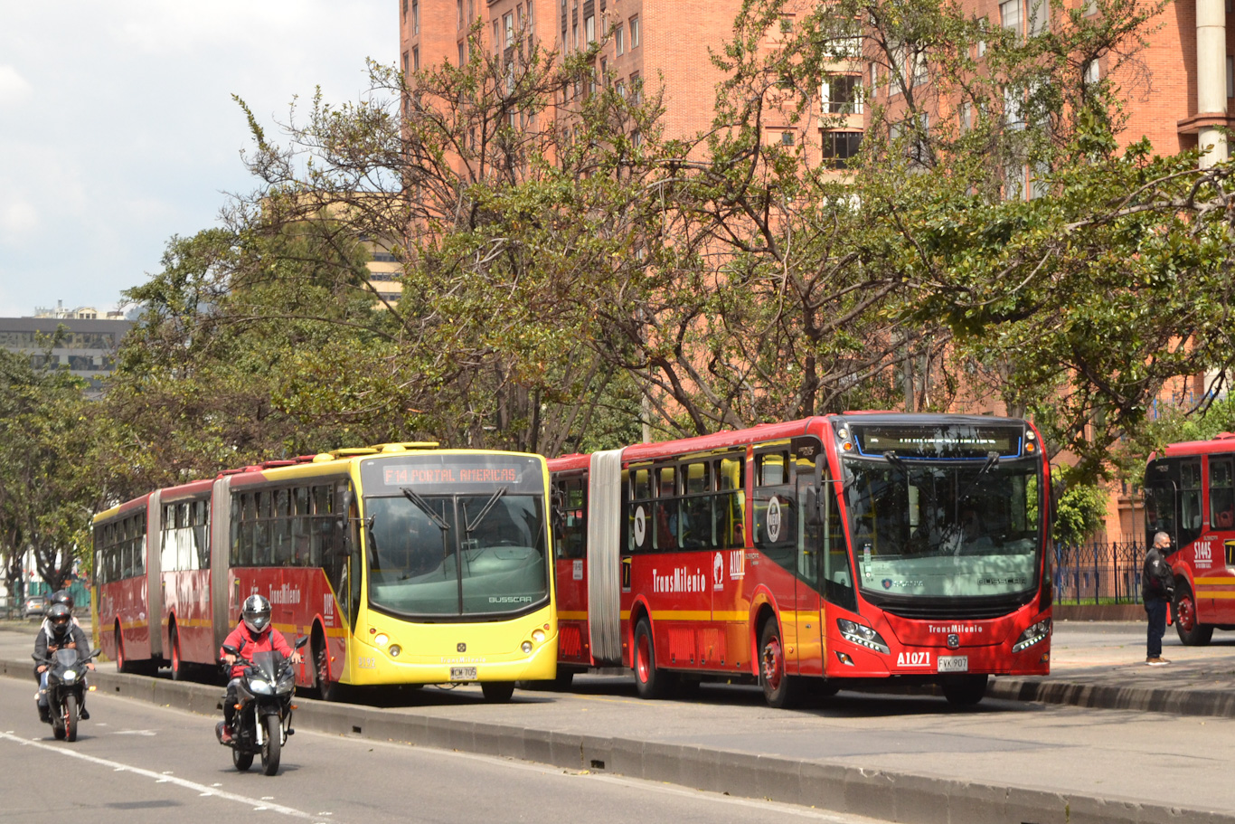Колумбия, Busscar Urbanuss Pluss Biarticulado № D192