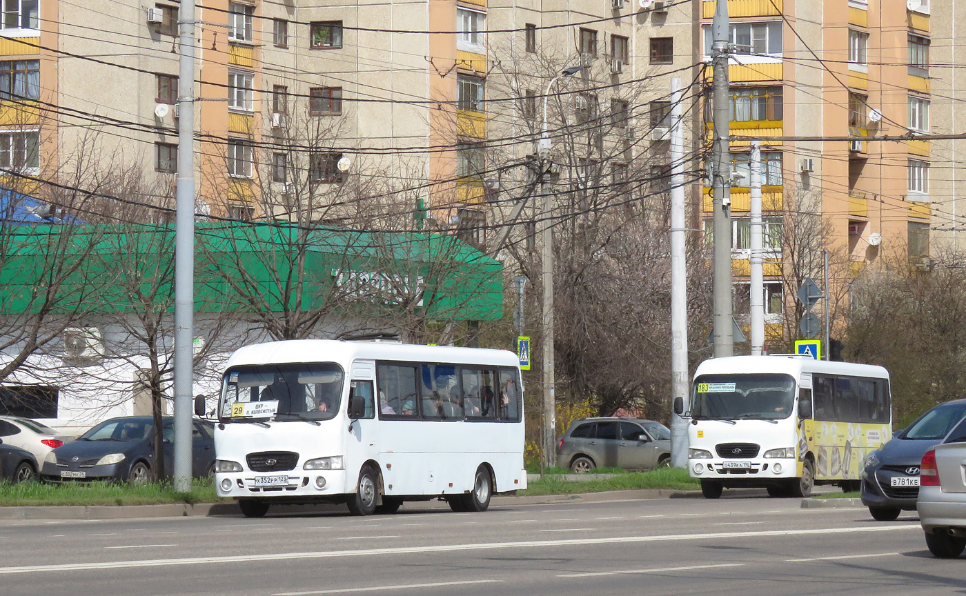 Краснодарский край, Hyundai County LWB C11 (ТагАЗ) № Х 352 РР 123