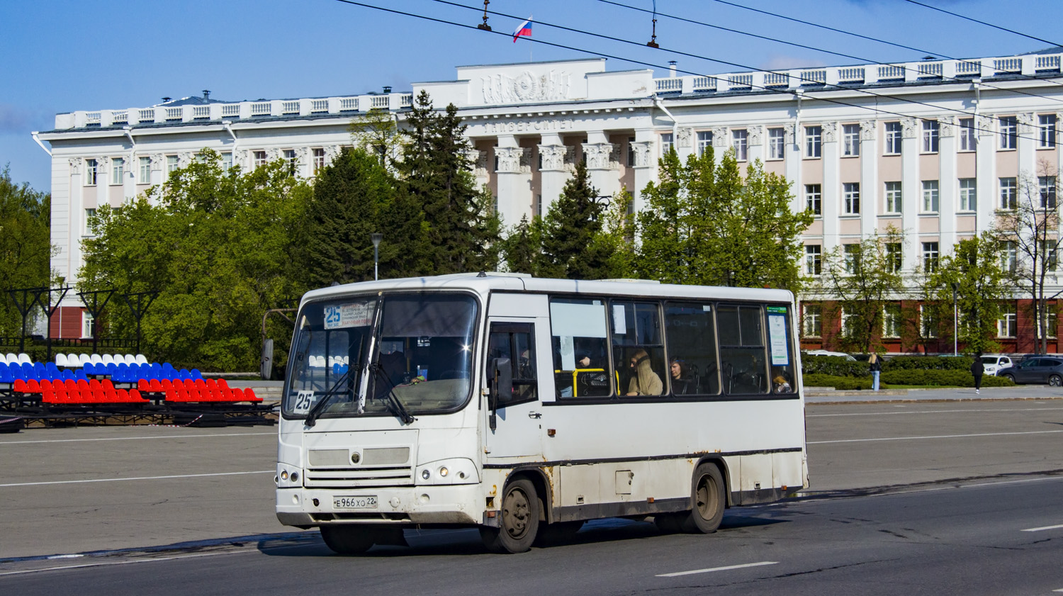 Алтайский край, ПАЗ-320402-03 № Е 966 ХО 22