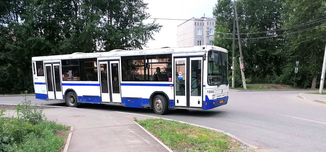 Свердловская область, НефАЗ-5299-20-32 № 1844