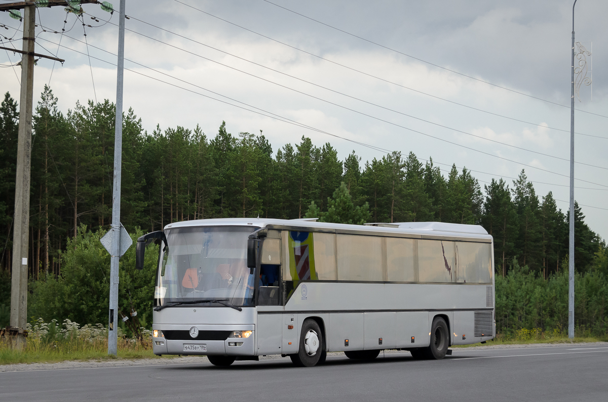 Ханты-Мансийский АО, Mercedes-Benz O560 Intouro RH № В 435 ВУ 186
