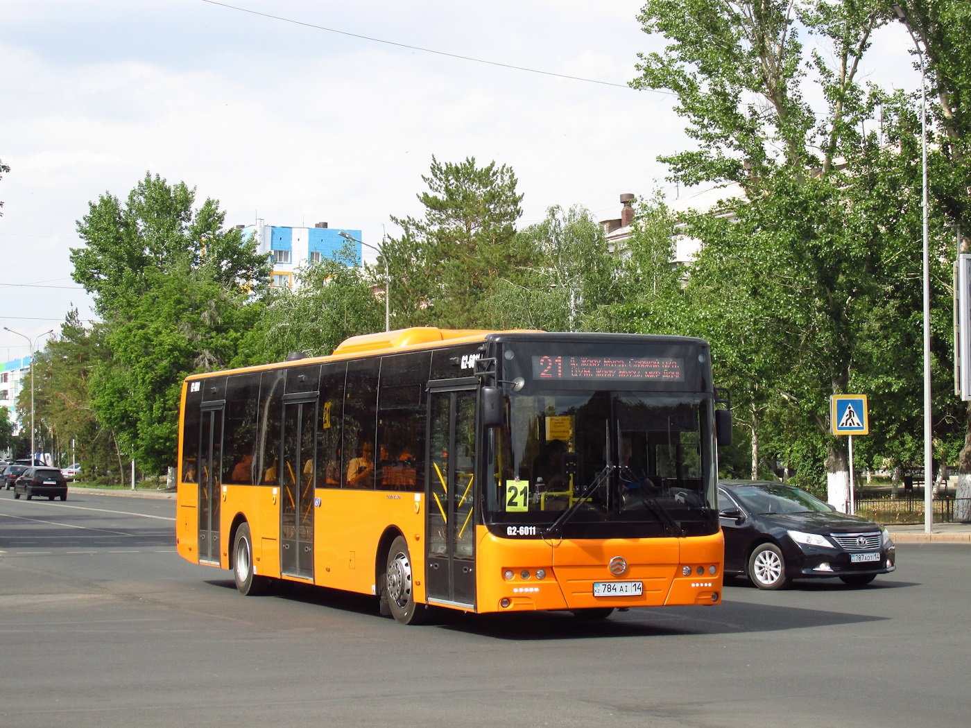 Павлодарская область, Golden Dragon XML6125CR (Hyundai Trans Auto) № G2-6011