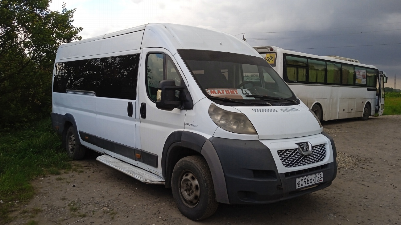 Kraj Krasnodarski, IRITO Boxer L4H2 (X9X) Nr В 096 ХК 123