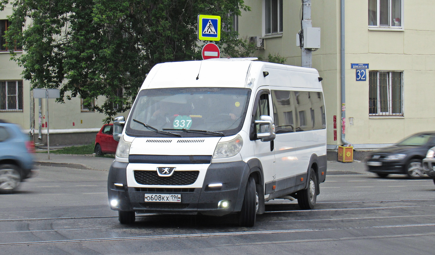 Свердловская область, Нижегородец-2227SK (Peugeot Boxer) № О 608 КХ 196