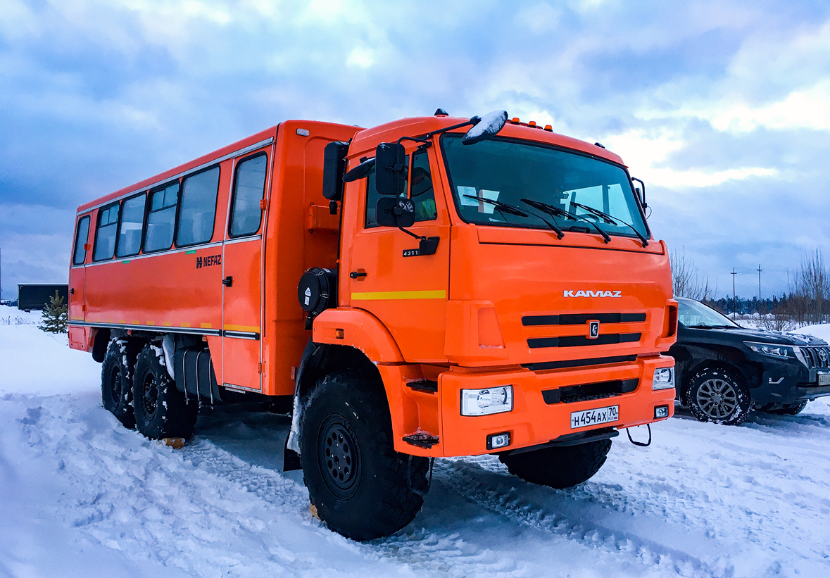 Томская область, НефАЗ-4208-34 № Н 454 АХ 70