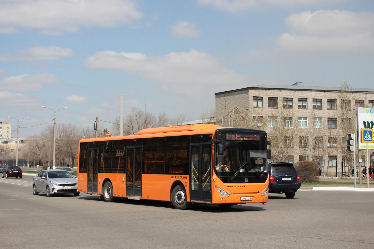 Павлодарская область, Zhong Tong LCK6125HGAN (СемАЗ) № Z2-1018