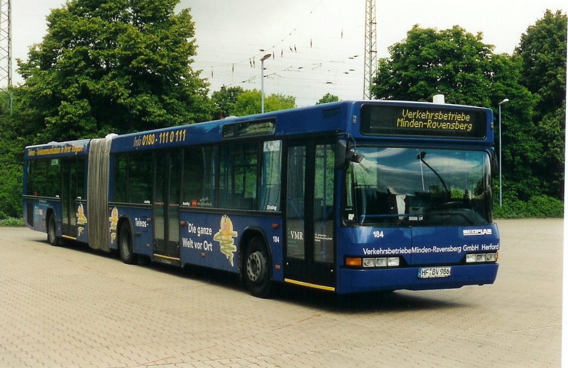Северный Рейн-Вестфалия, Neoplan N4021/3 № 184