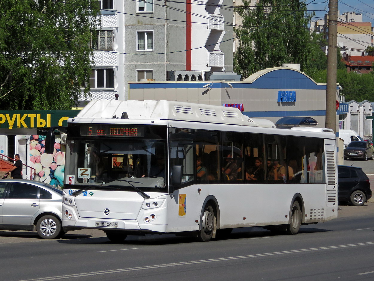 Кировская область, ЛиАЗ-5292.67 (CNG) № В 181 ХО 43