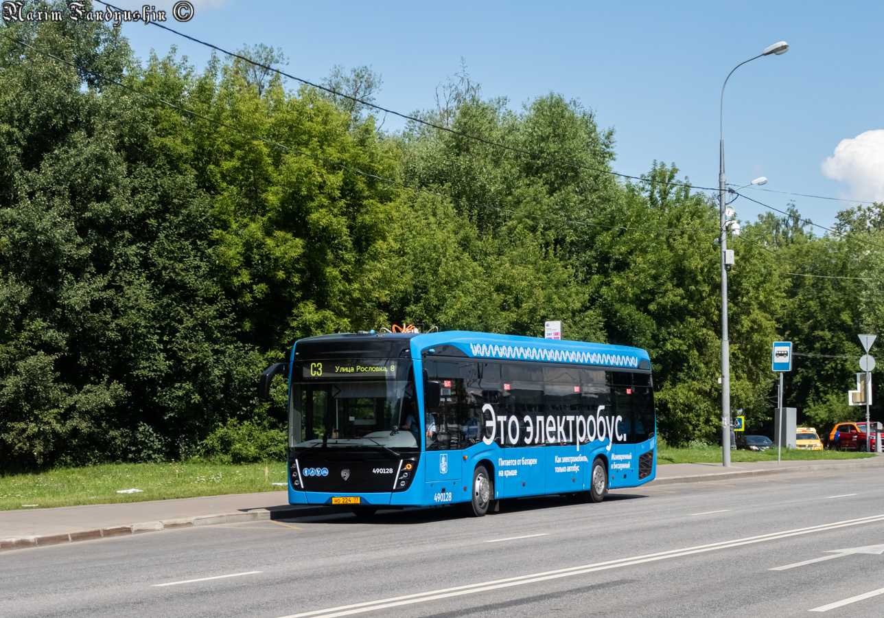 Москва, КАМАЗ-6282 № 490128