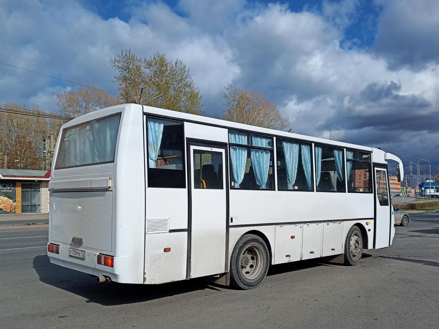 Oblast Tomsk, KAvZ-4235-61 Nr. С 708 МВ 70