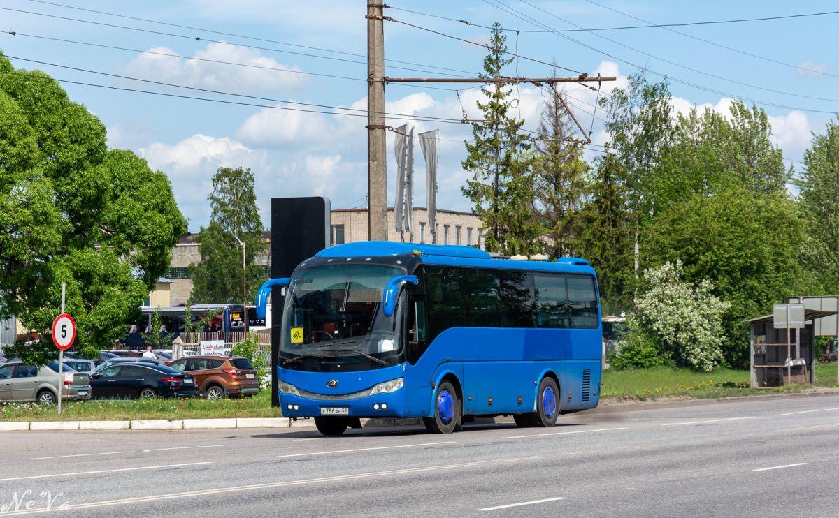 Novgorod region, Yutong ZK6899HA # Е 786 АР 53