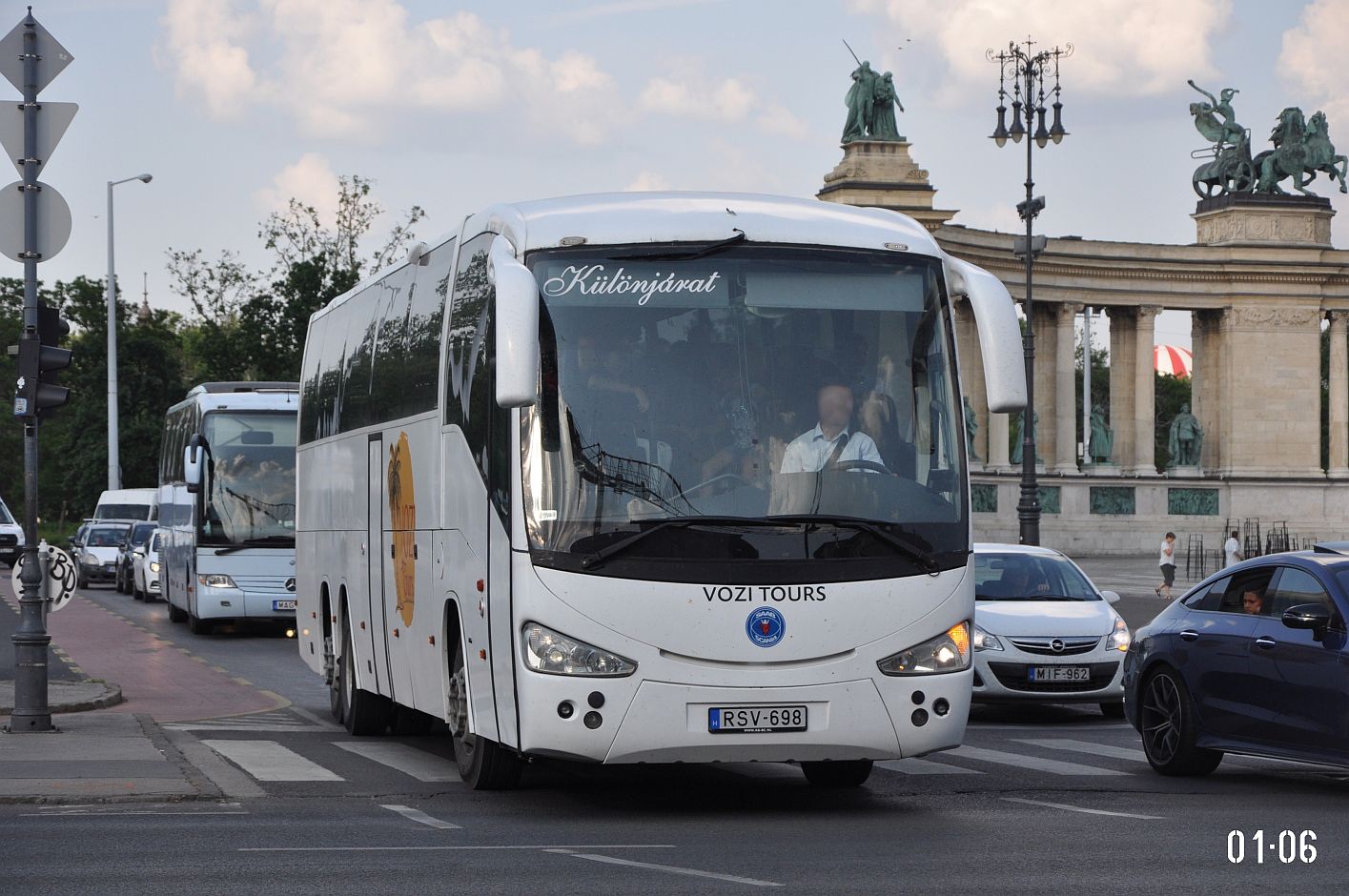 Венгрия, Irizar New Century 13,7.37 № RSV-698
