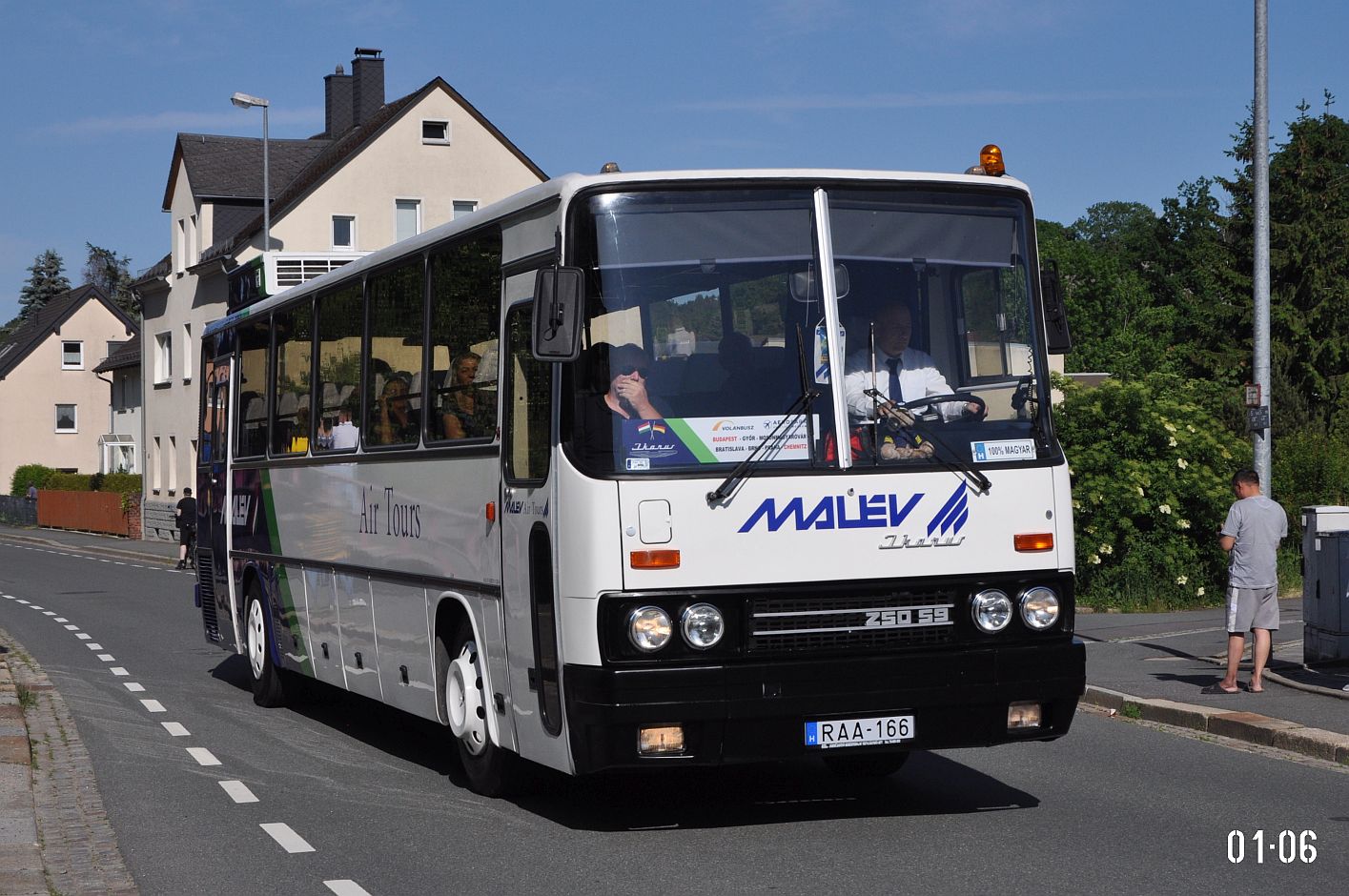 Hungary, Ikarus 250.59 # RAA-166; Saxony — 7. Ikarus-Bus-Treffen in Deutschland — Chemnitz 03.06.2023