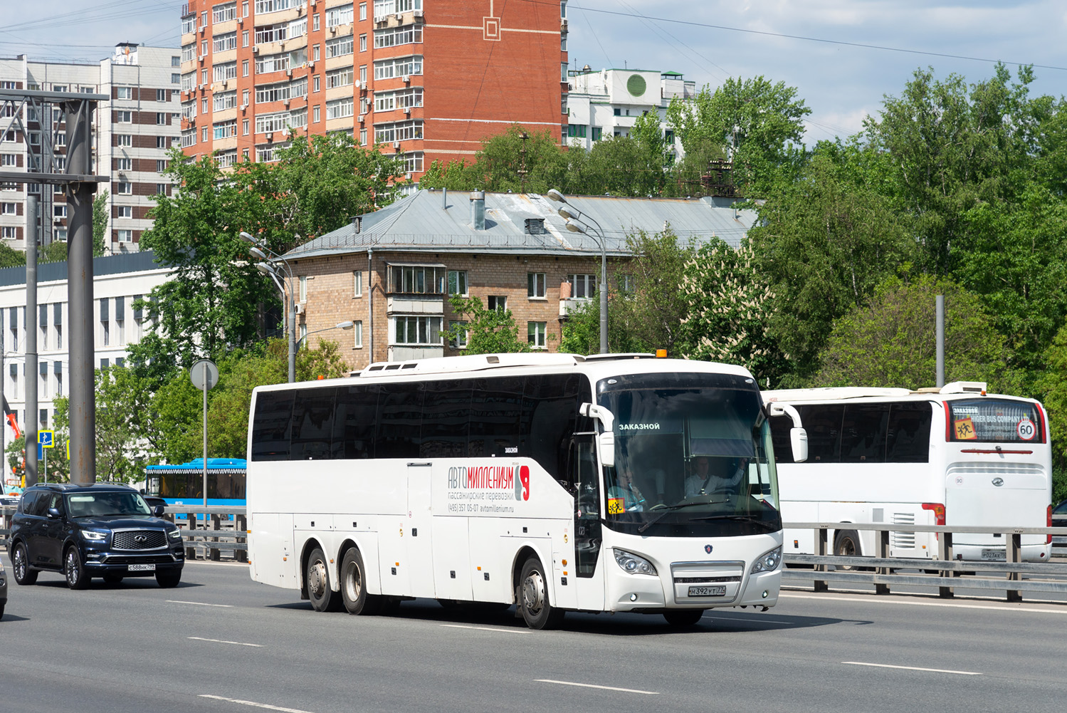 Москва, Higer A80 13.7 № Н 392 УТ 77