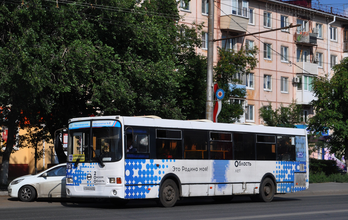 Омская область, ЛиАЗ-5256.53 № 975