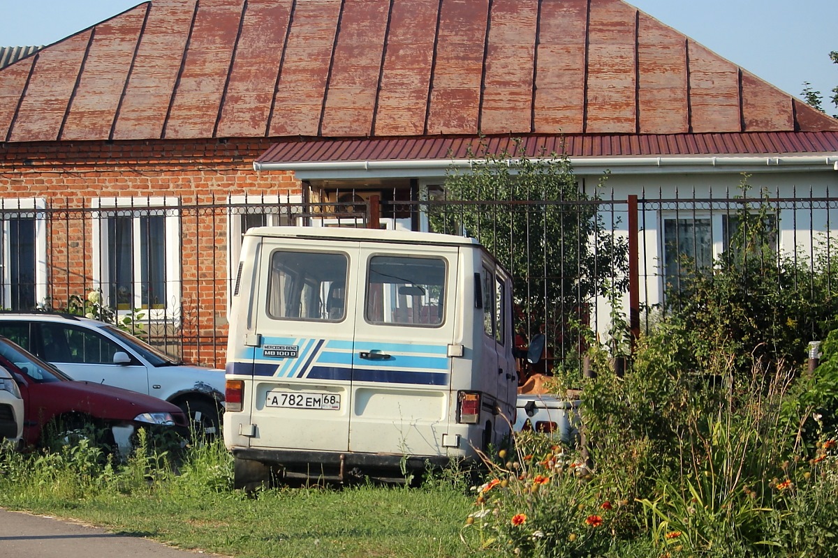Тамбовская область, Mercedes-Benz MB100D № А 782 ЕМ 68