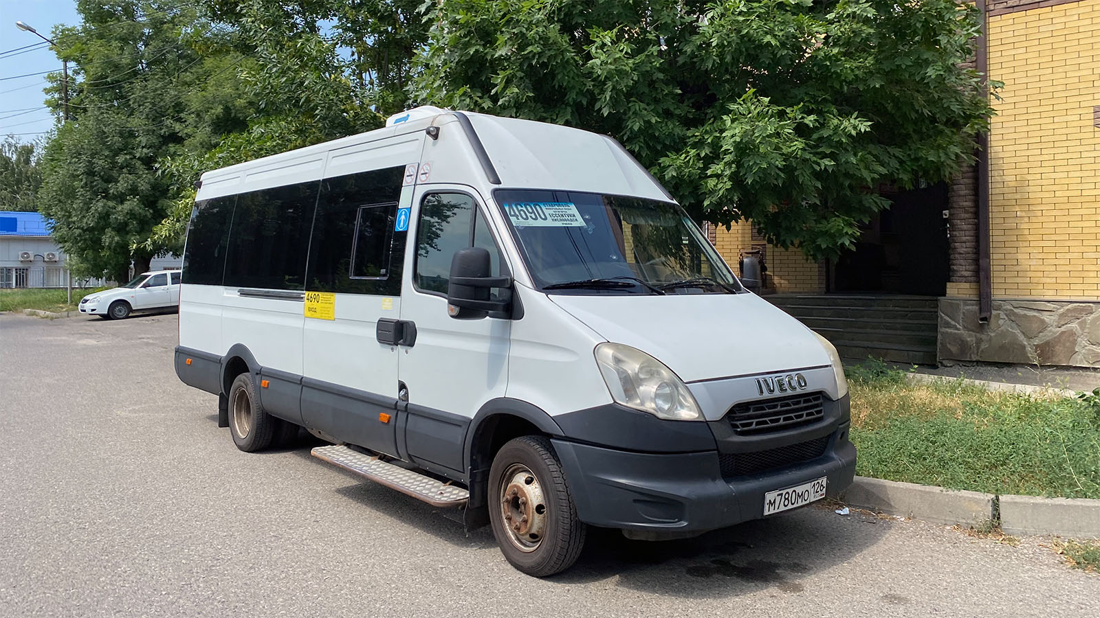 Ставропольский край, Нижегородец-2227UR (IVECO Daily) № М 780 МО 126