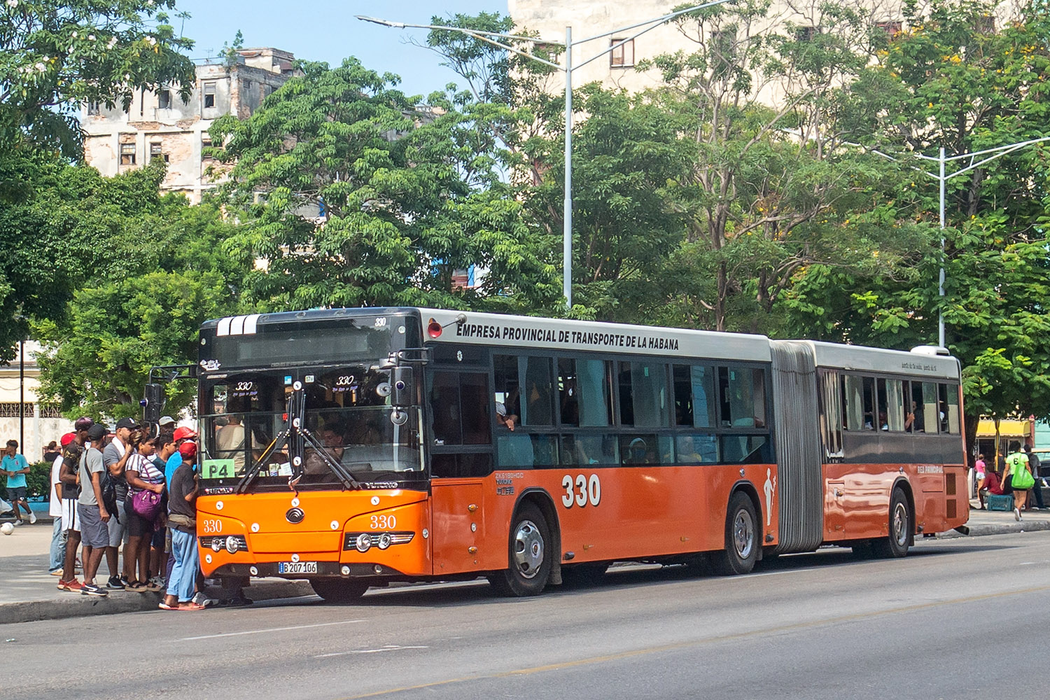 Kuba, Yutong ZK6180HGC Nr 330