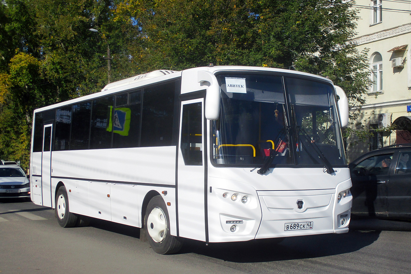 Кировская область, КАвЗ-4238-61 № В 689 СК 43