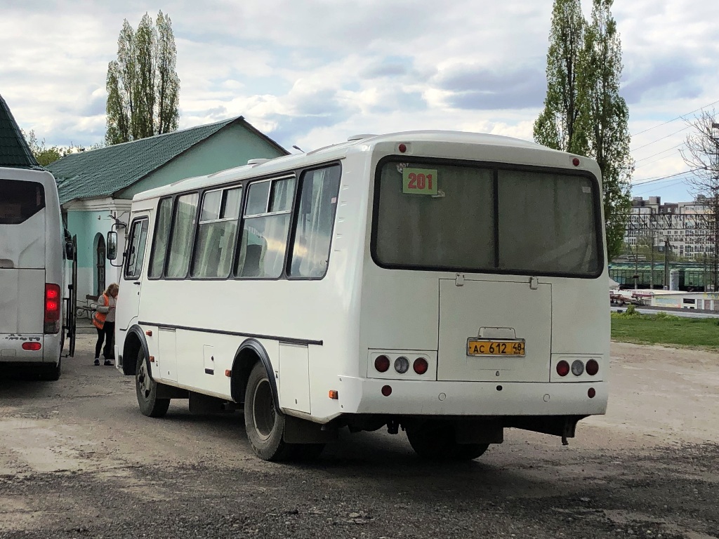 Липецкая область, ПАЗ-32053-04 № АС 612 48