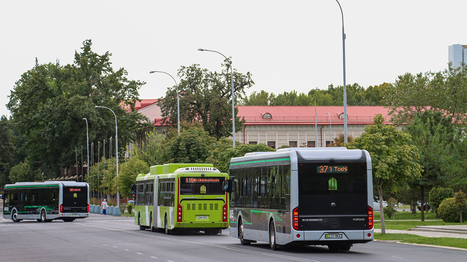 Узбекистан, Yutong ZK6126BEVG № 01025