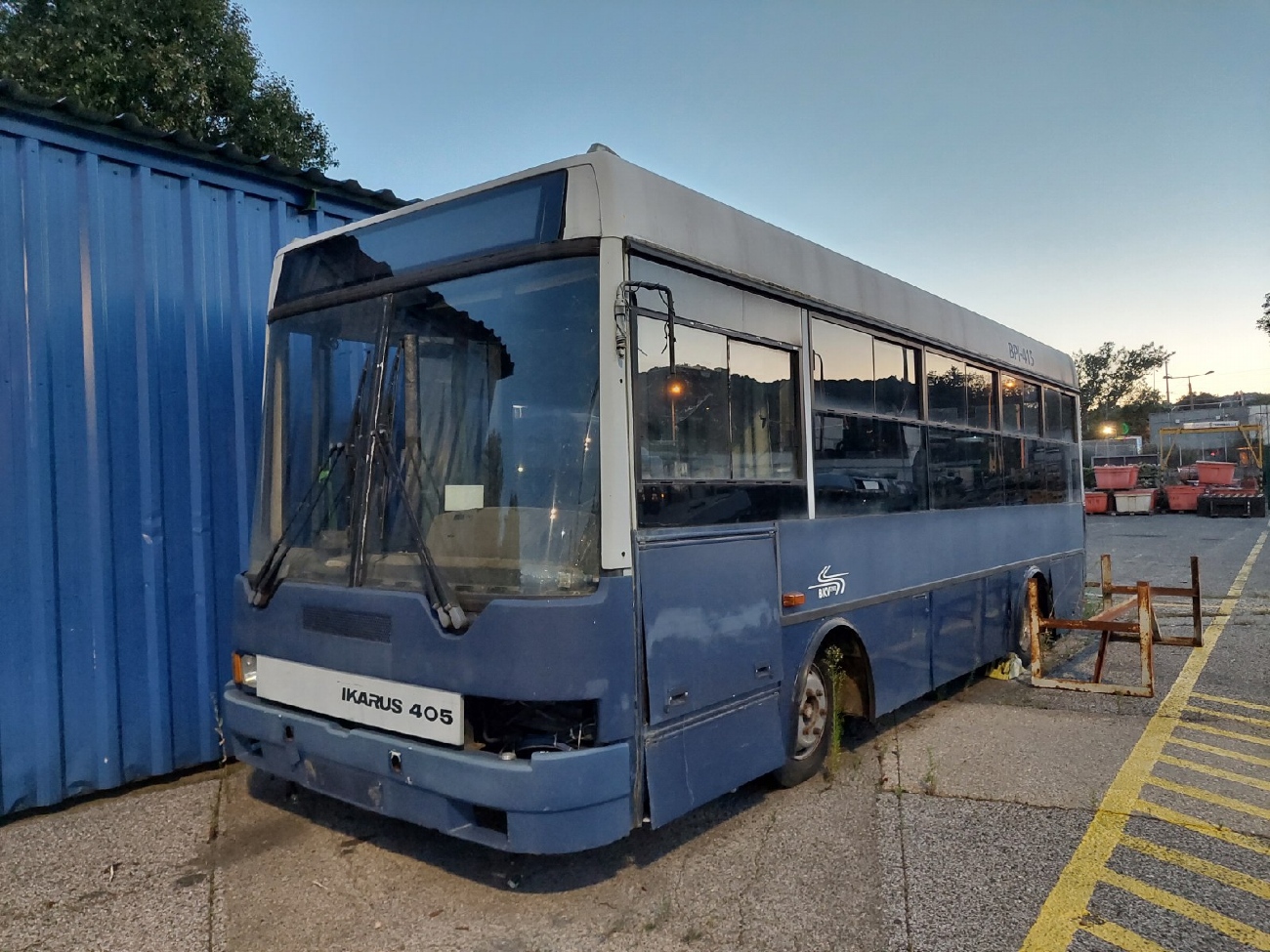 Венгрия, Ikarus 405.06 № 14-15 Венгрия, Ikarus 405.06 № 14-15